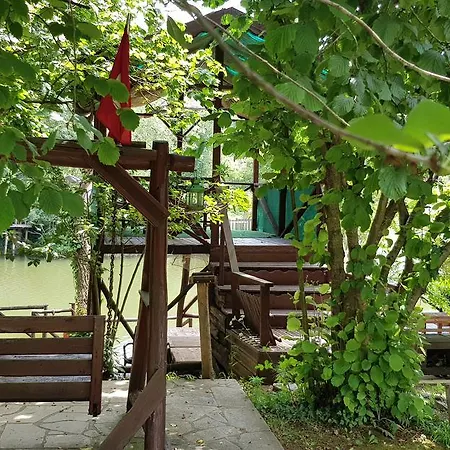 Tias Shelale Hotel Ağva