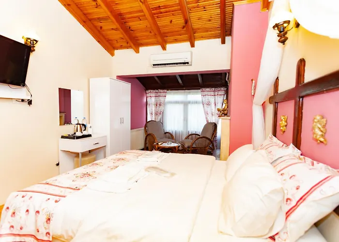 Tias Shelale Hotel Ağva