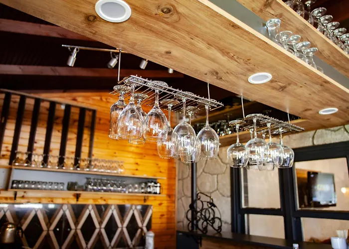 Tias Shelale * Ağva