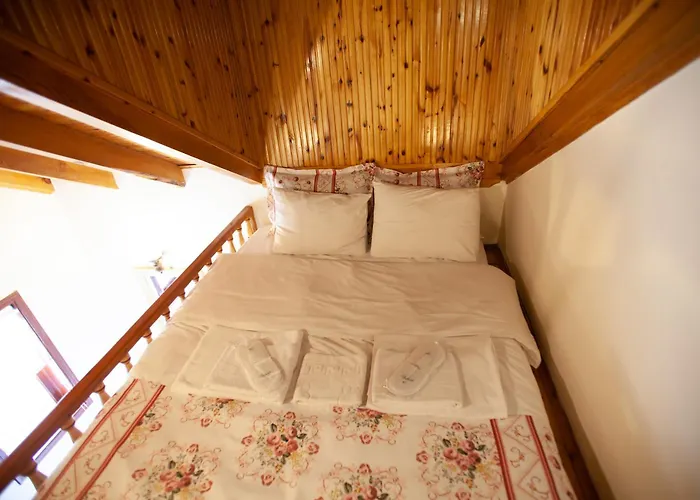 Tias Shelale Hotel Ağva