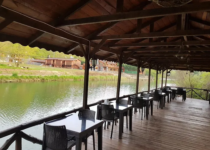 Tias Shelale * Ağva